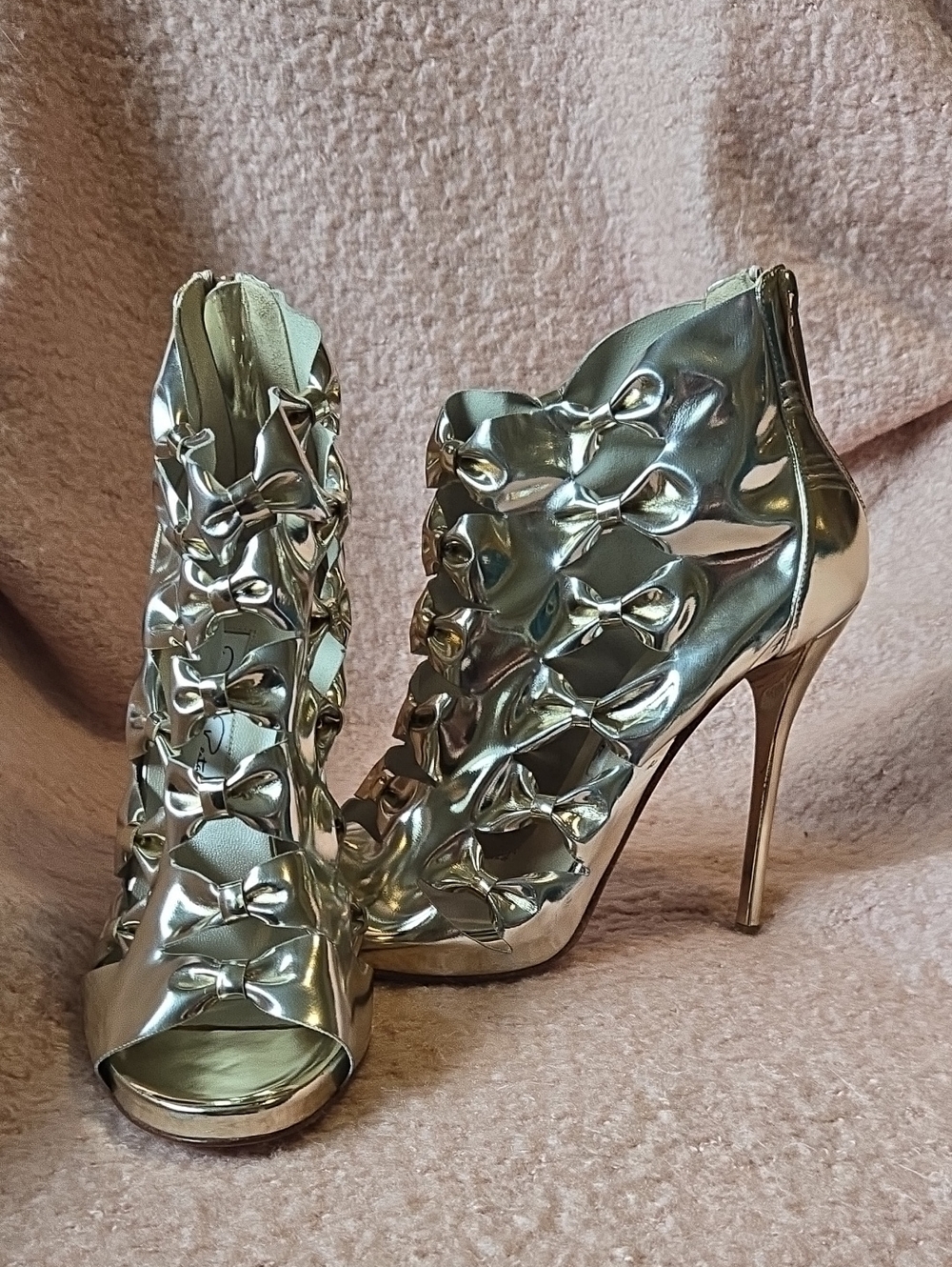 Oscar de la Renta Metallic Gold Bow-Embellished Stiletto Booties